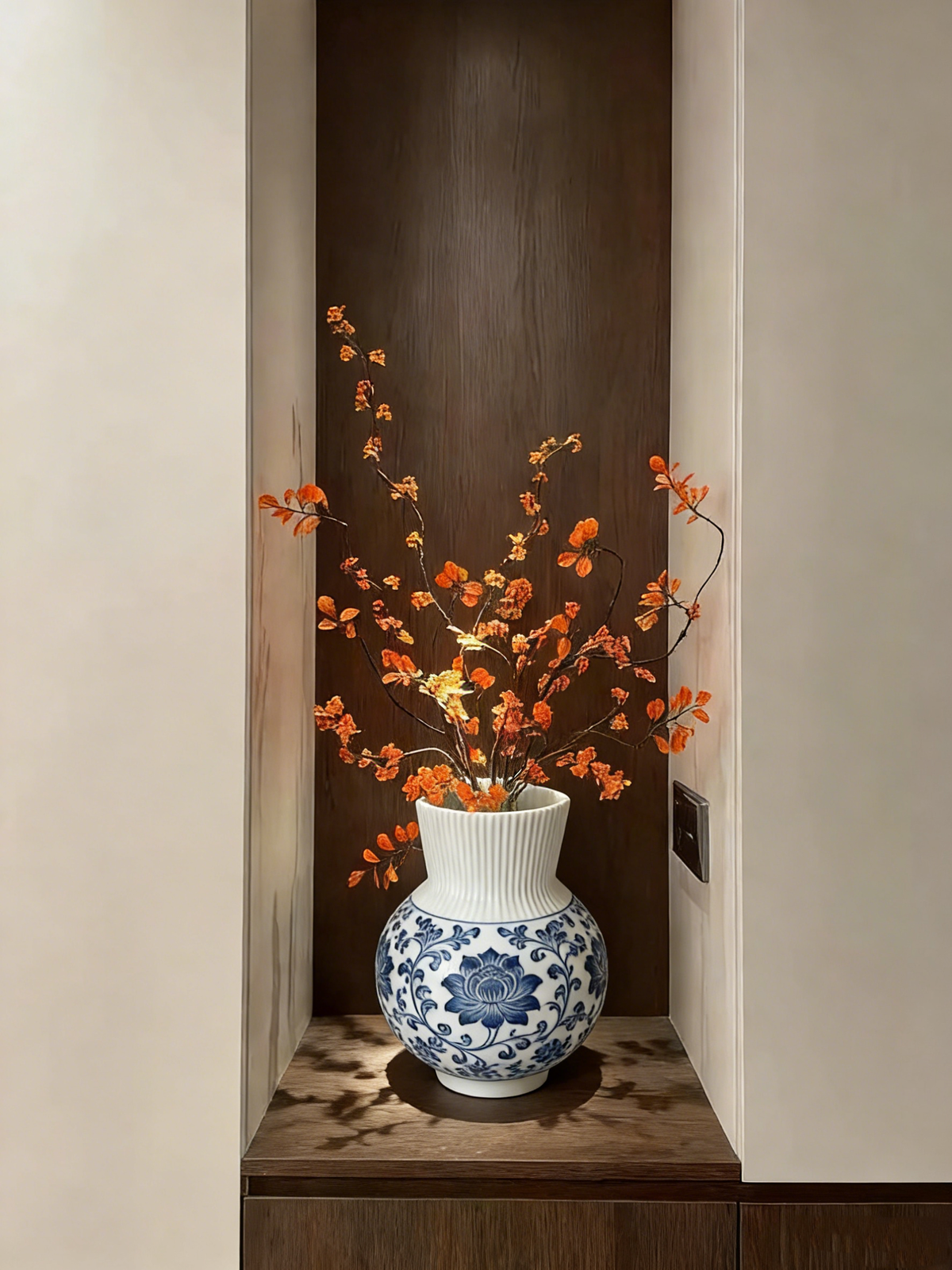 White Ribbed Flower Vase #V129