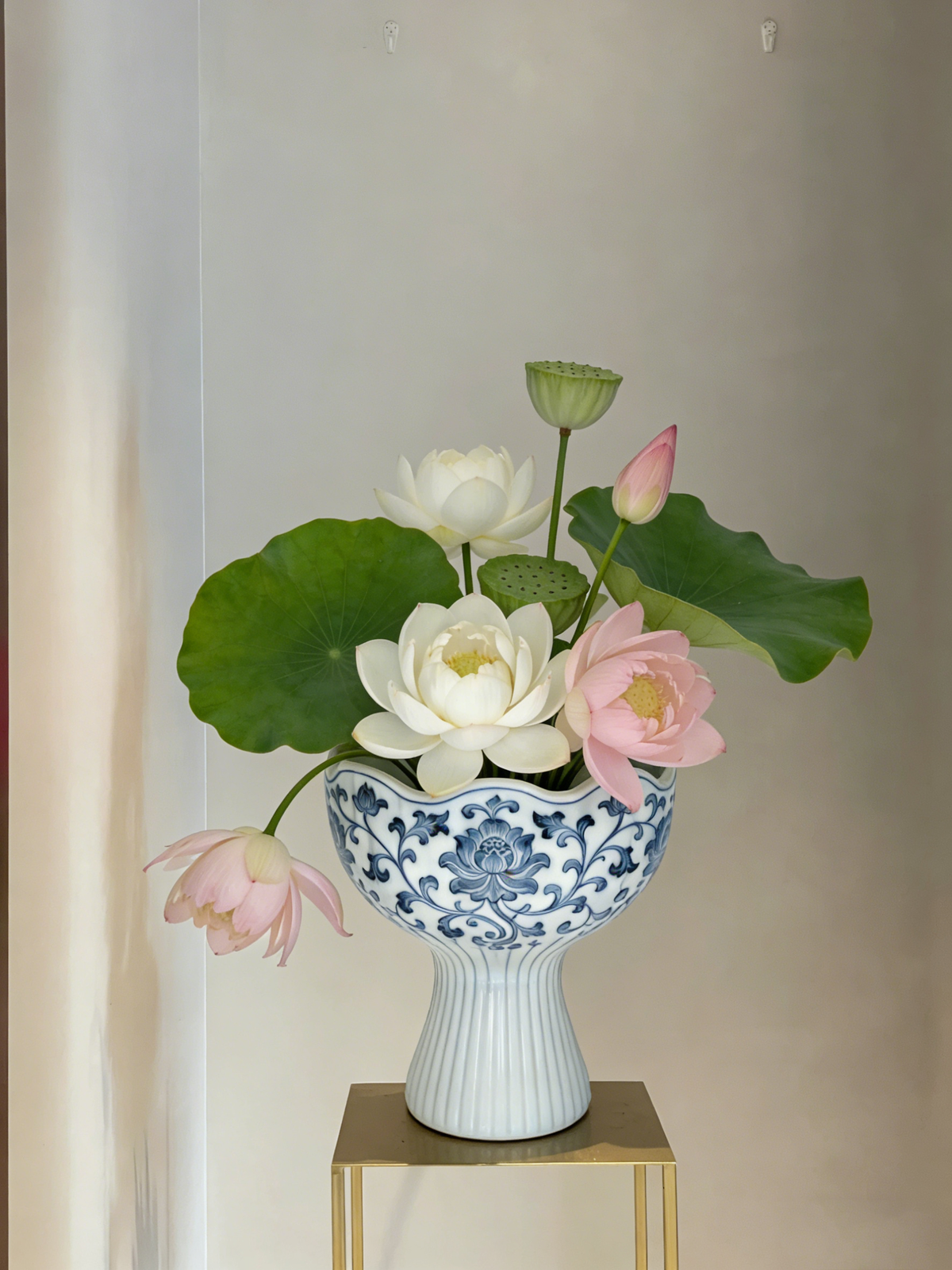 White Ribbed Flower Pot #V135