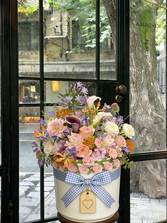 White Flower Basket #B5